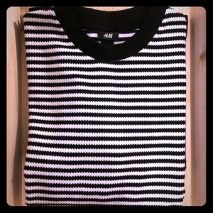 H&M Men’s Black & White Striped Sweater Small
